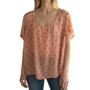 Torrid owl print blouse with back buttons Coral and black 2X
